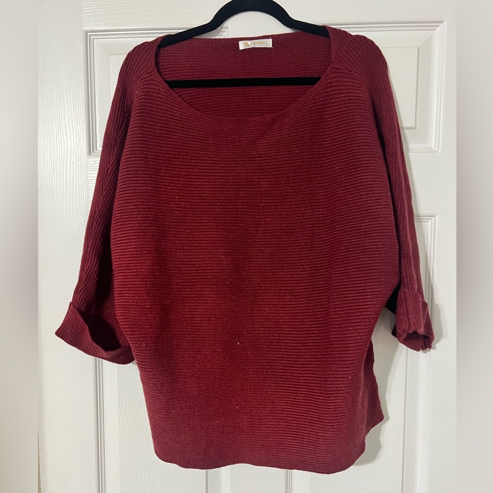 Burgundy heavy sweater